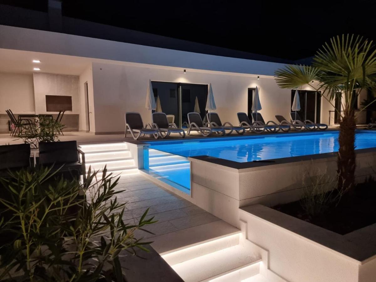 Villa Medak Makarská Exteriér fotografie
